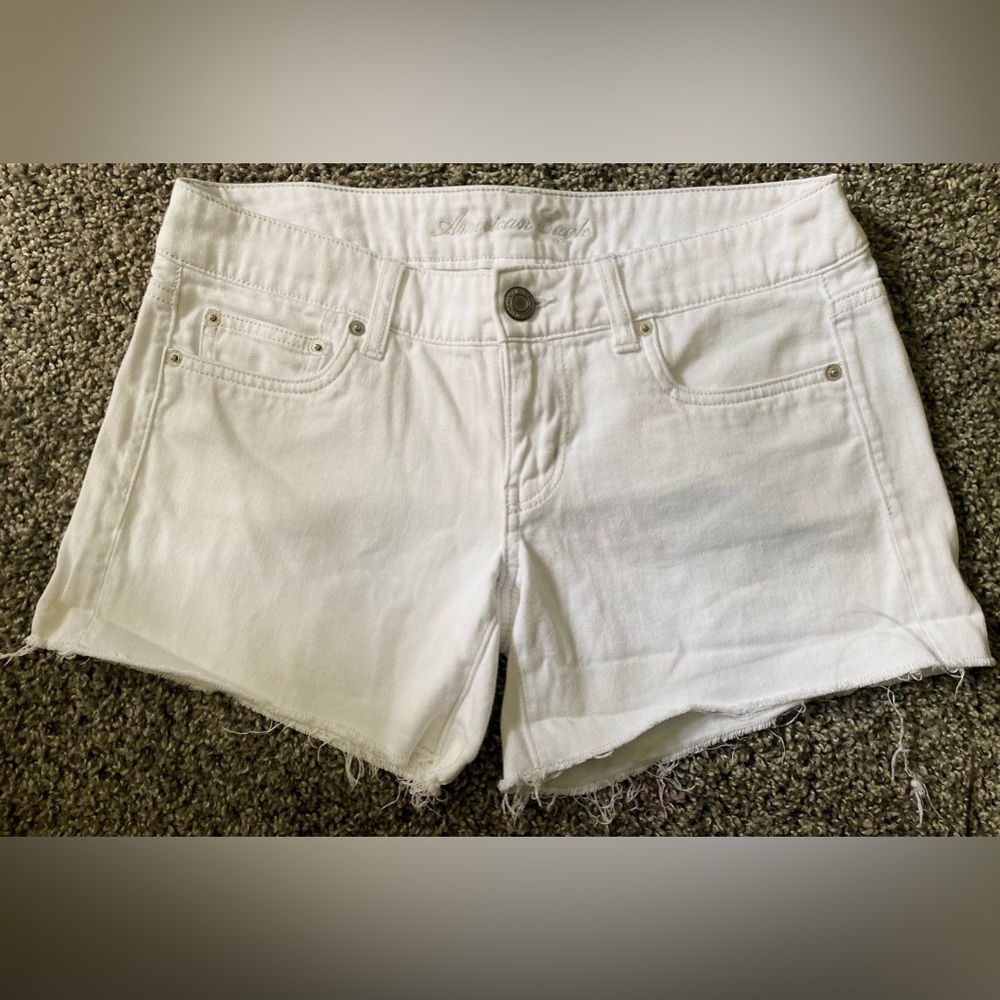 American Eagle White Shorts
